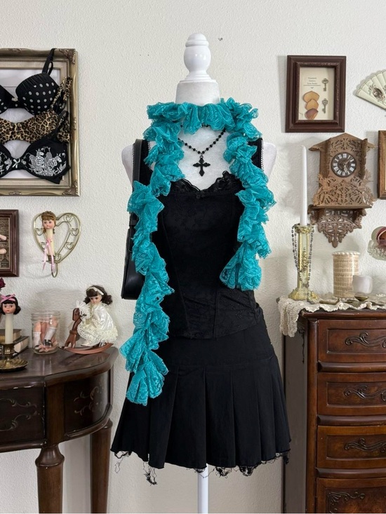 Accessories - Boho funky whimsical aqua blue ruffled lace scarf